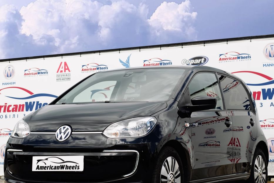 Продам Volkswagen Up Electric 2015 года в Черновцах