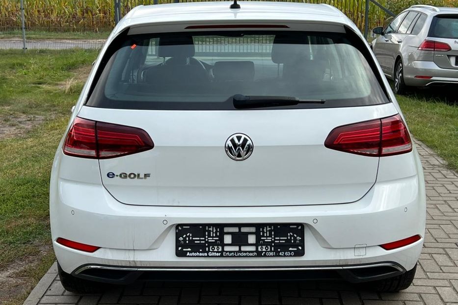 Продам Volkswagen e-Golf на заряді 300+ 2018 года в Львове