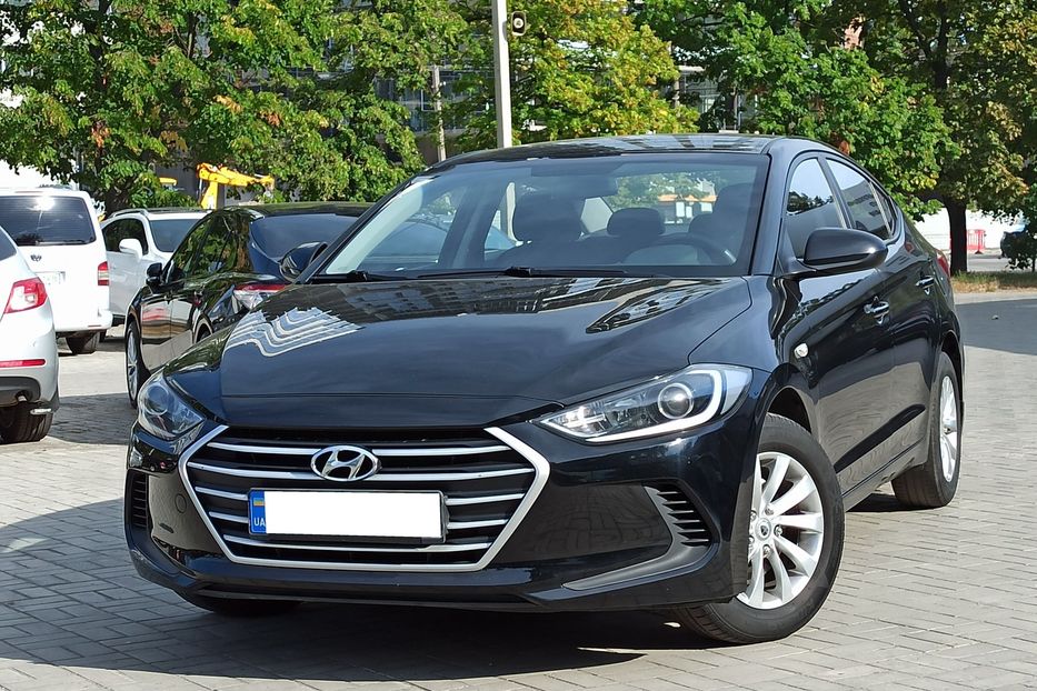 Продам Hyundai Elantra 2016 года в Днепре