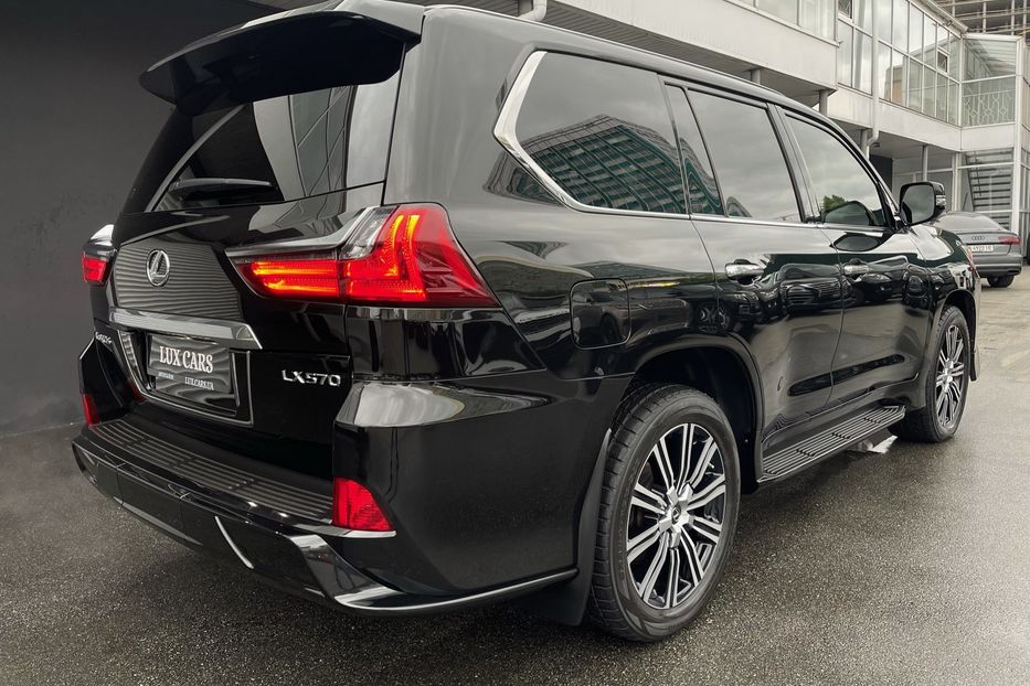 Продам Lexus LX 570 F Sport 2020 года в Киеве