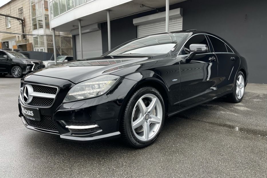 Продам Mercedes-Benz CLS-Class 550 AMG 4Matic 2012 года в Киеве