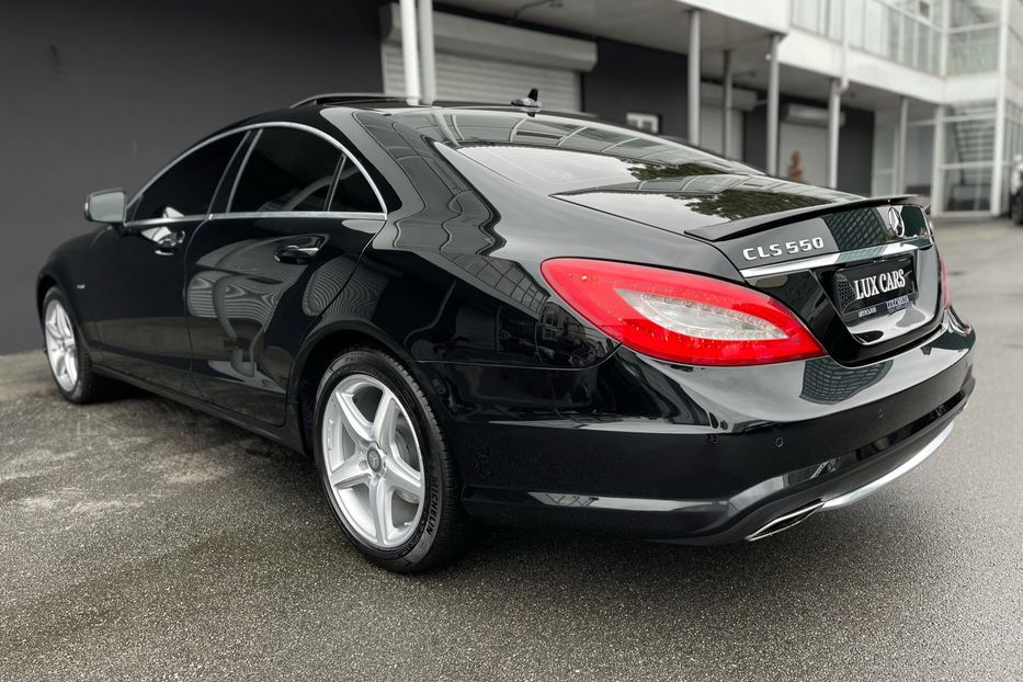 Продам Mercedes-Benz CLS-Class 550 AMG 4Matic 2012 года в Киеве