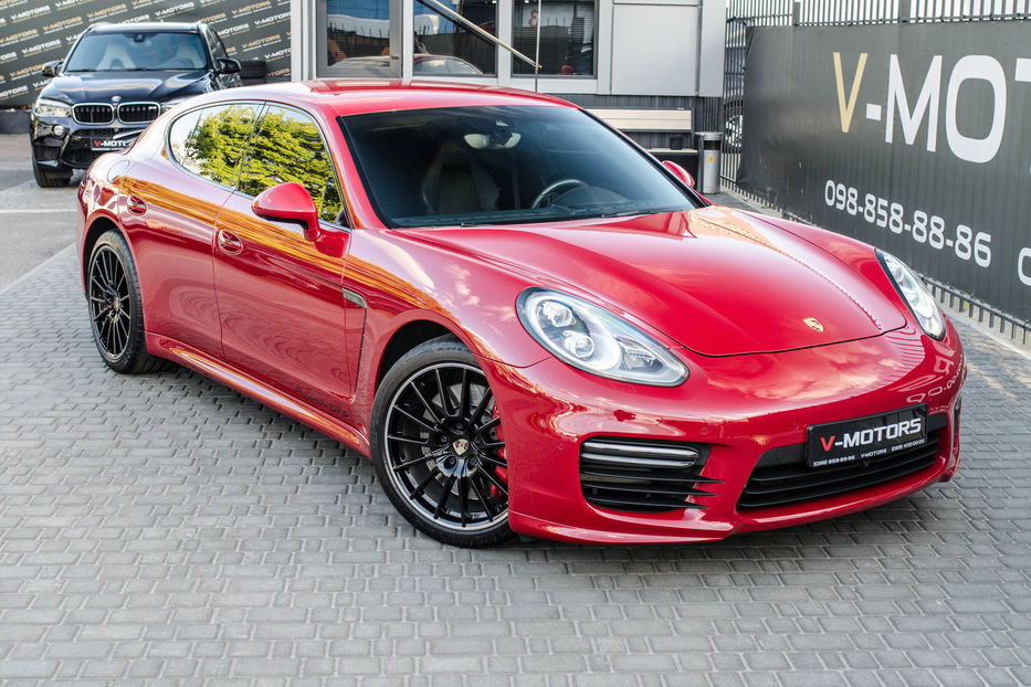 Продам Porsche Panamera GTS 2013 года в Киеве