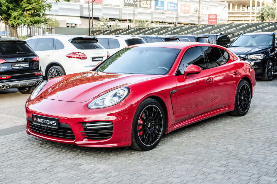 Продам Porsche Panamera GTS 2013 года в Киеве