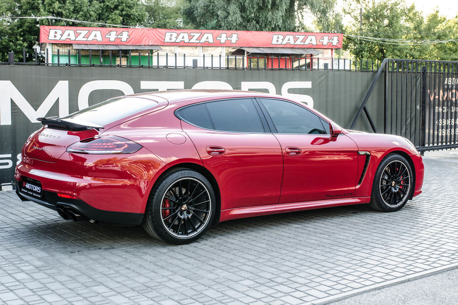 Продам Porsche Panamera GTS 2013 года в Киеве