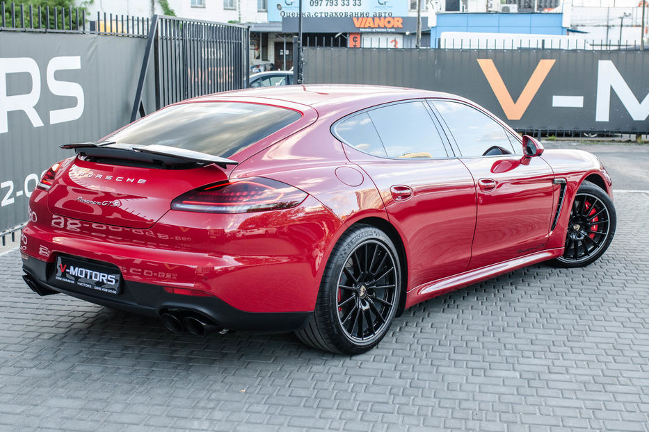 Продам Porsche Panamera GTS 2013 года в Киеве