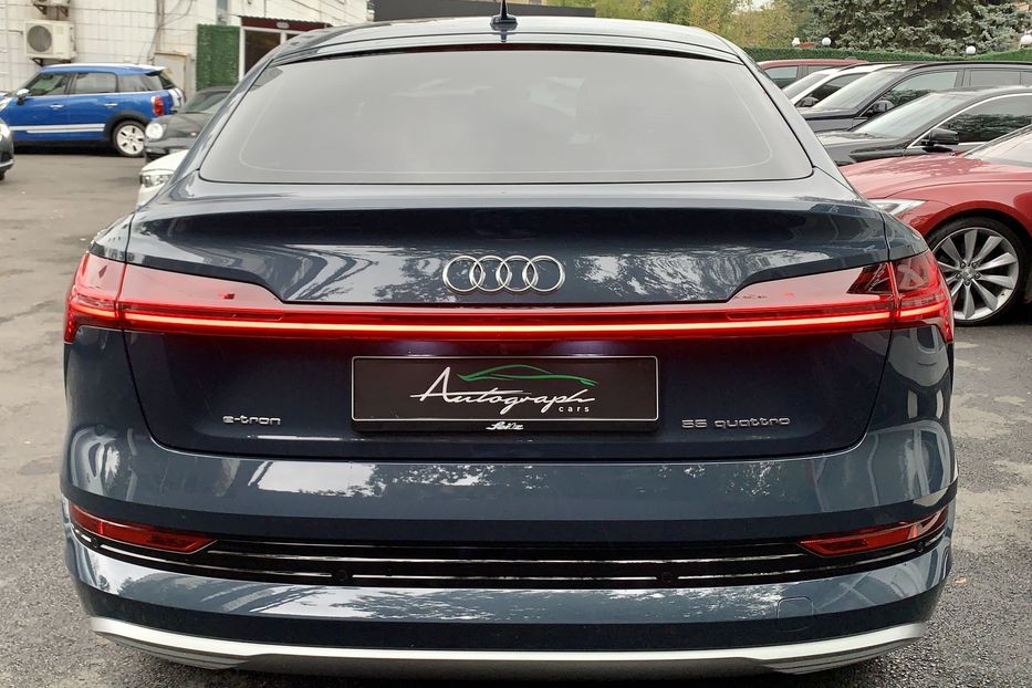 Продам Audi E-Tron 2020 года в Киеве