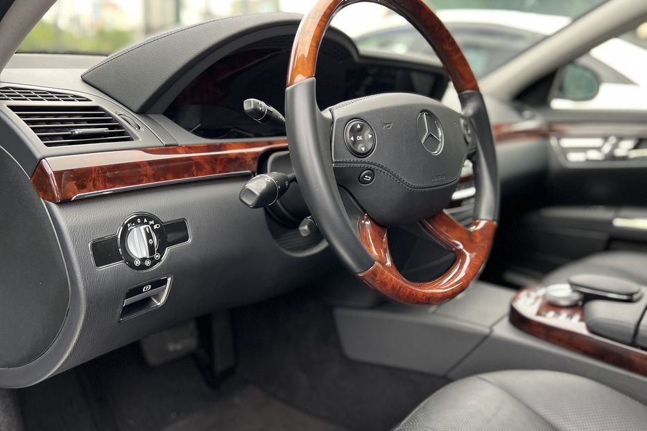 Продам Mercedes-Benz S-Class 4-Matic  2008 года в Киеве