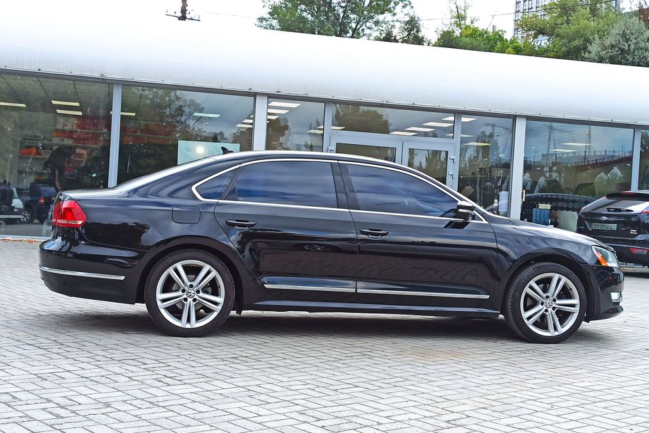 Продам Volkswagen Passat B7 SEL 2013 года в Днепре