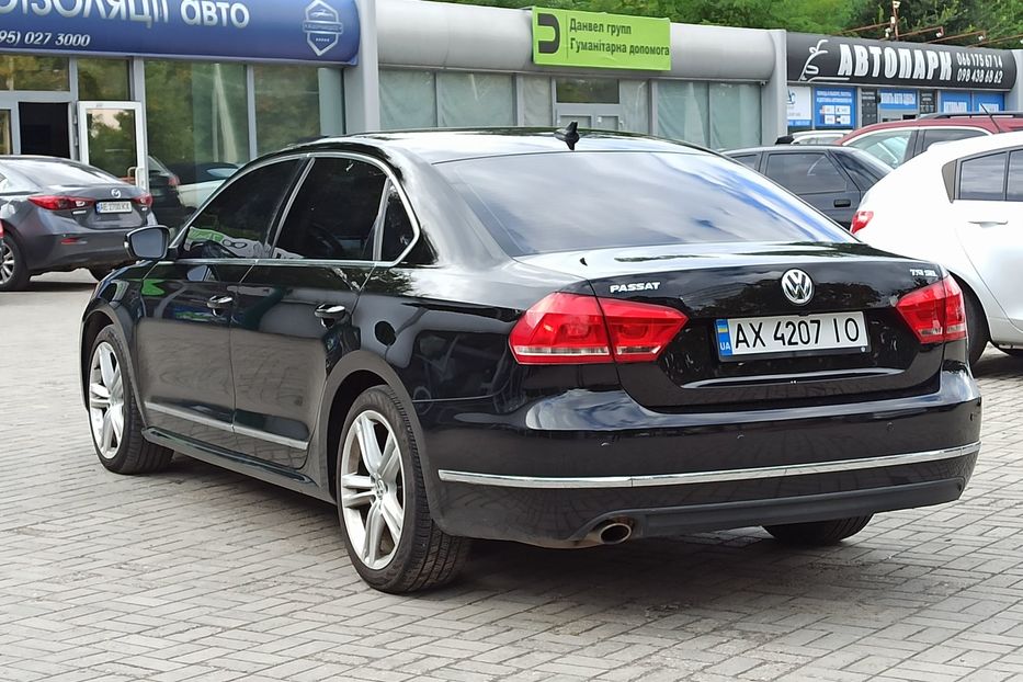 Продам Volkswagen Passat B7 SEL 2013 года в Днепре