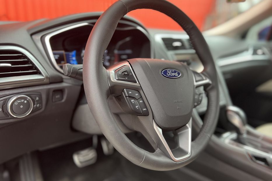 Продам Ford Fusion Titanium  2016 года в Одессе