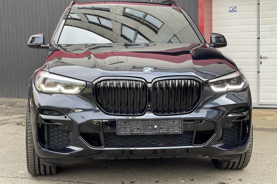 Продам BMW X5 М xDrive30d 2021 года в Киеве