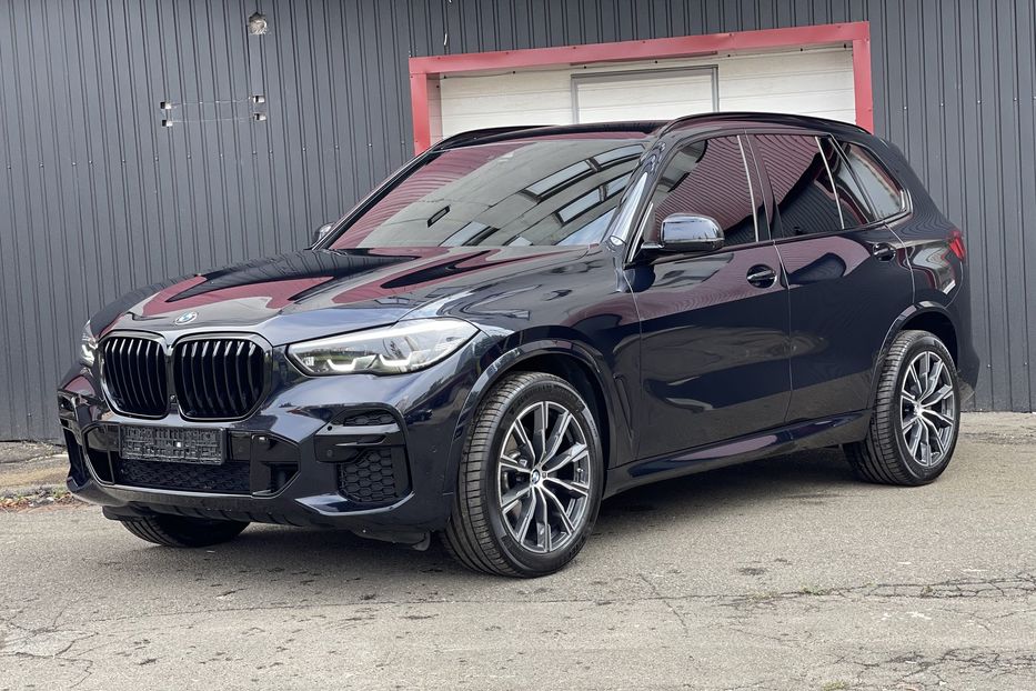 Продам BMW X5 М xDrive30d 2021 года в Киеве