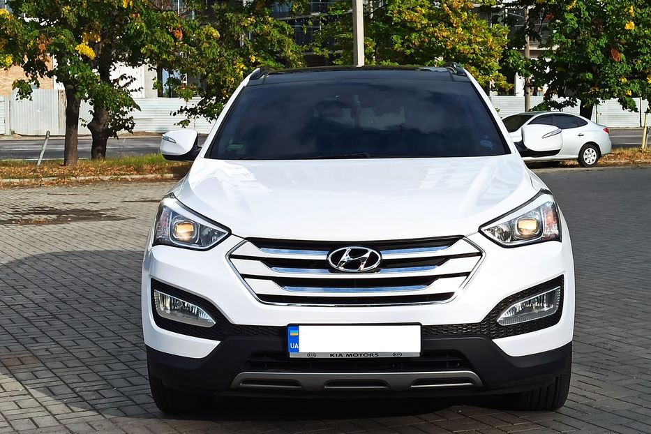 Продам Hyundai Santa FE 2012 года в Днепре