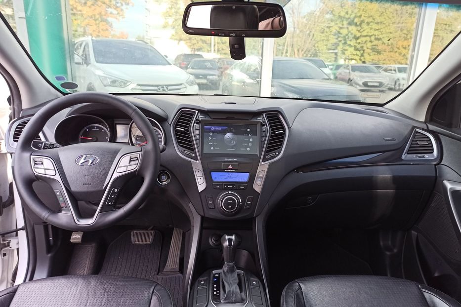 Продам Hyundai Santa FE 2012 года в Днепре