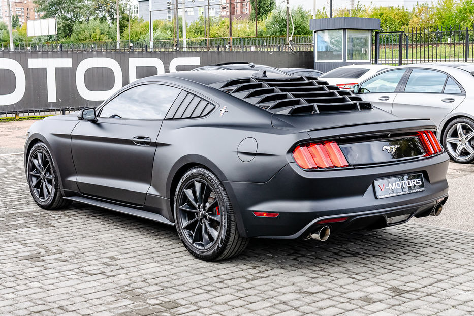 Продам Ford Mustang 2.3 EcoBoost 2015 года в Киеве