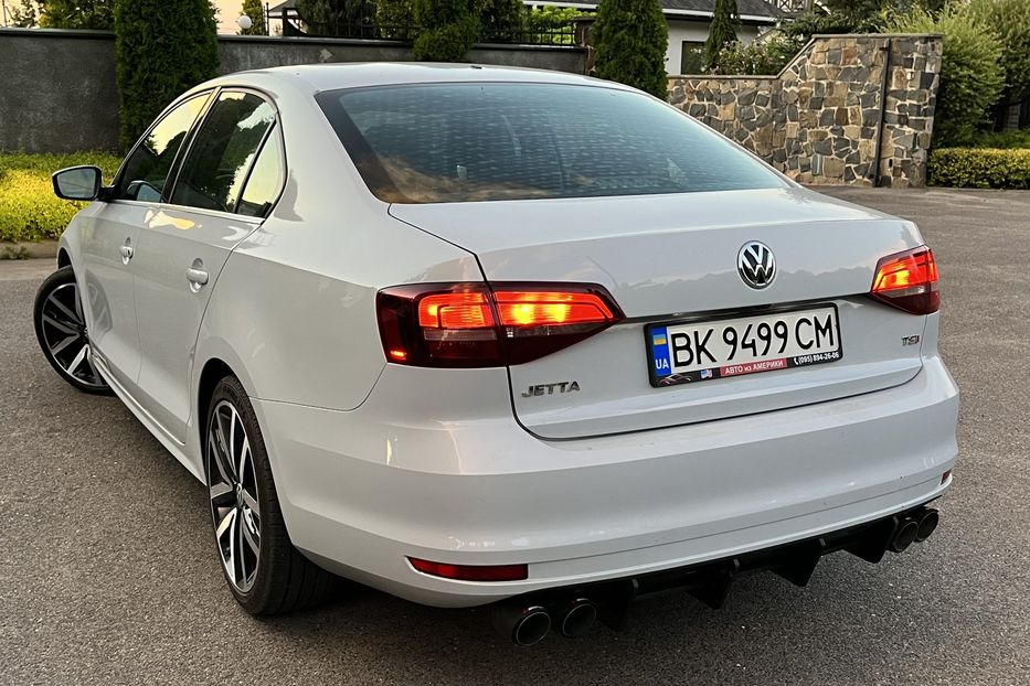 Продам Volkswagen Jetta Individual  2016 года в Луцке