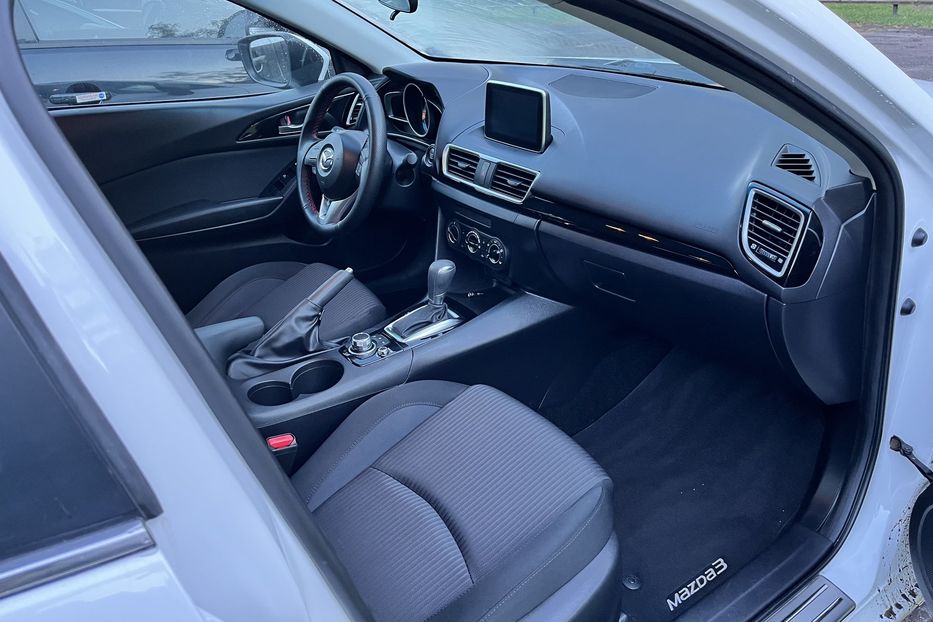 Продам Mazda 3 Sport 2016 года в Луцке