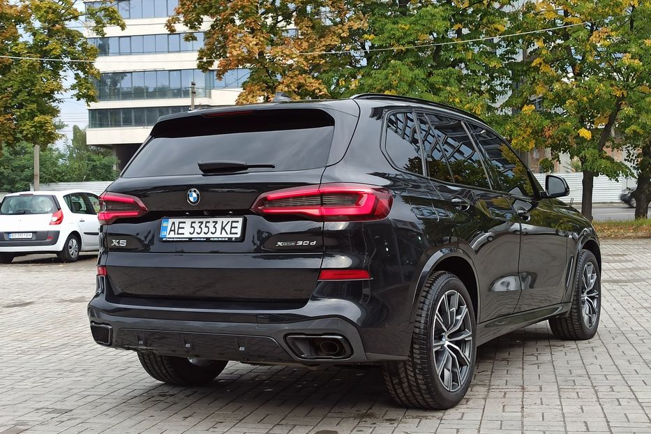 Продам BMW X5 M Package 2021 года в Днепре