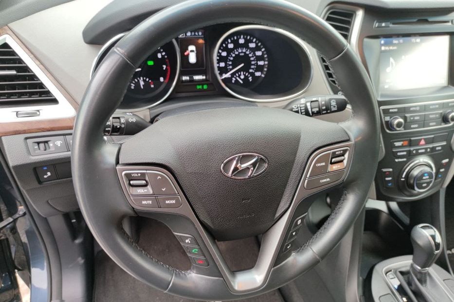 Продам Hyundai Grand Santa Fe 2018 года в Днепре