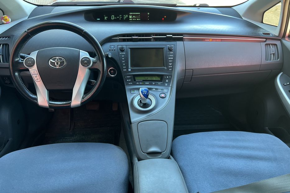 Продам Toyota Prius Full 2012 года в Одессе