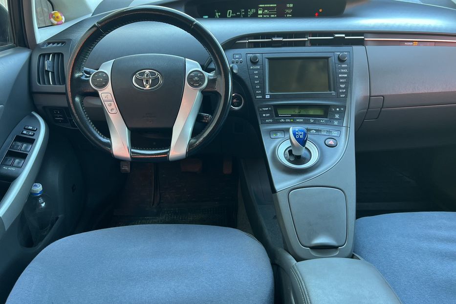 Продам Toyota Prius Full 2012 года в Одессе