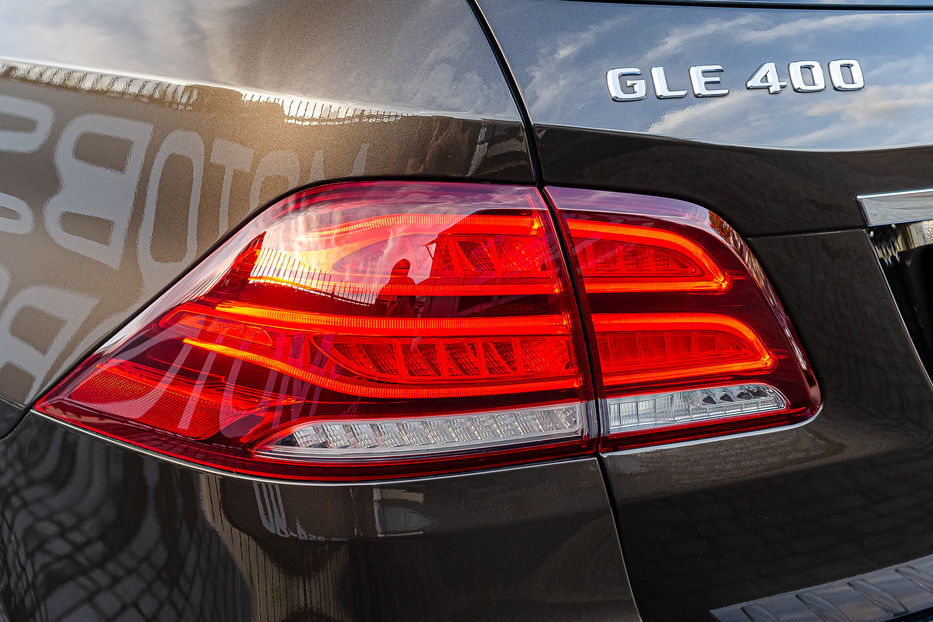 Продам Mercedes-Benz GLE-Class 400 4Matic 2016 года в Киеве