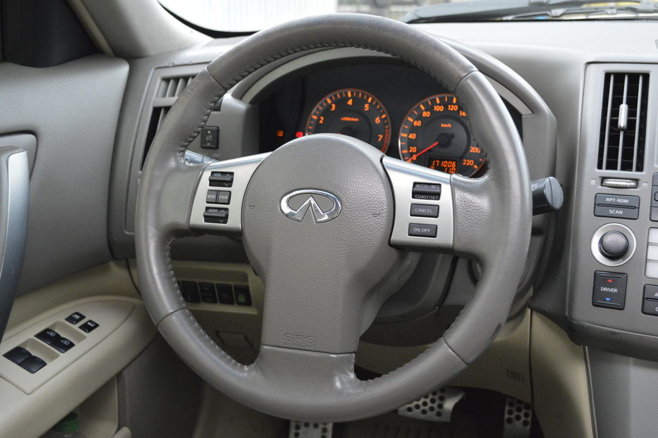 Продам Infiniti FX 35 2007 года в Одессе