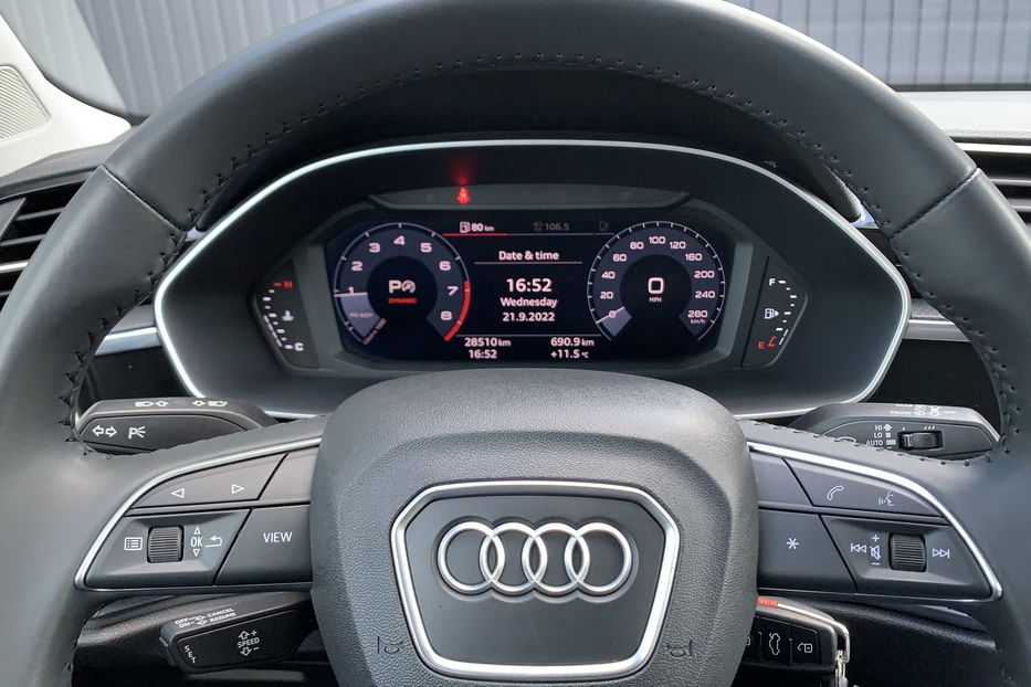 Продам Audi A3 45 TFSI S-tronic (230 к.с.) Qu 2019 года в Киеве