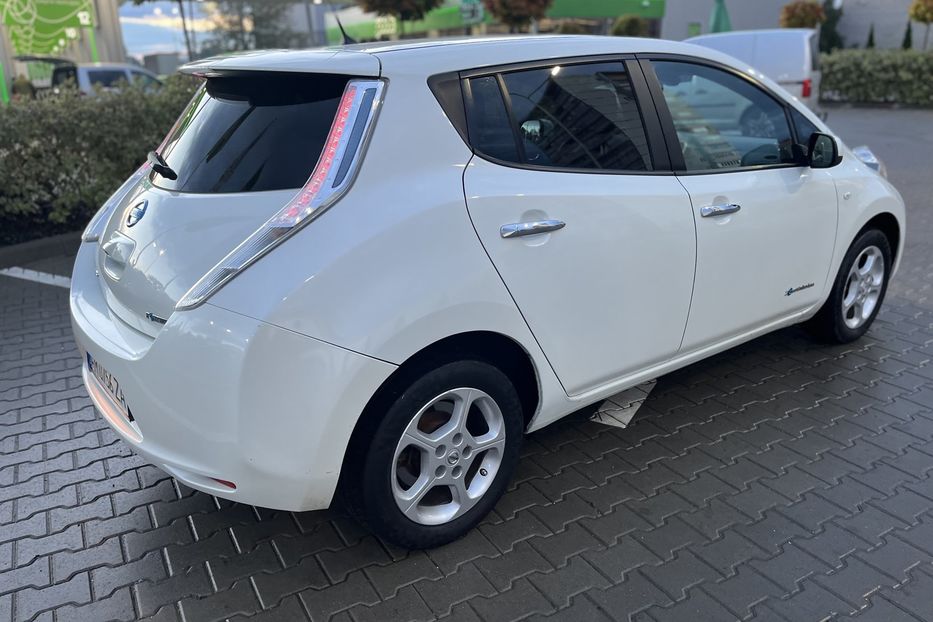 Продам Nissan Leaf 30kw Europe 2016 года в Житомире
