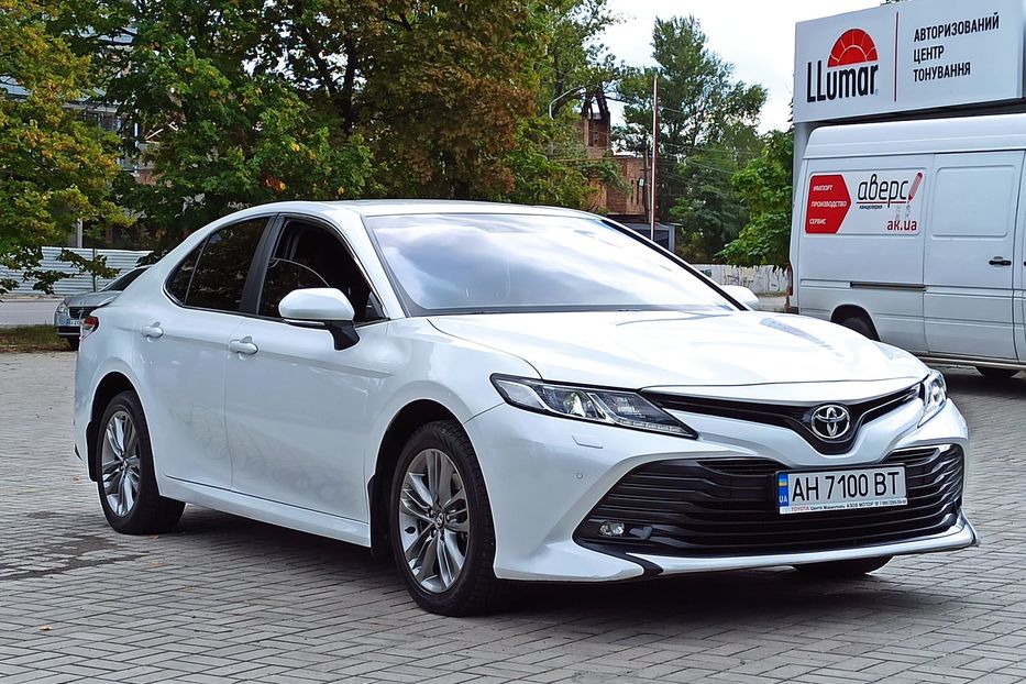 Продам Toyota Camry 2017 года в Днепре