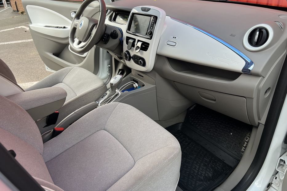 Продам Renault Zoe 2014 года в Одессе