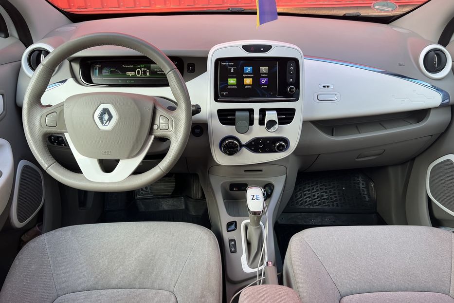 Продам Renault Zoe 2014 года в Одессе