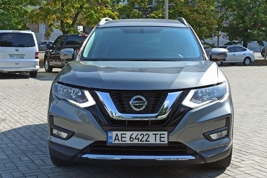 Продам Nissan Rogue SV 2017 года в Днепре