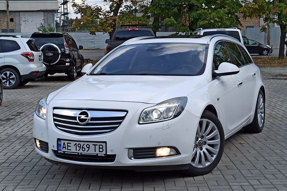 Продам Opel Insignia 2010 года в Днепре