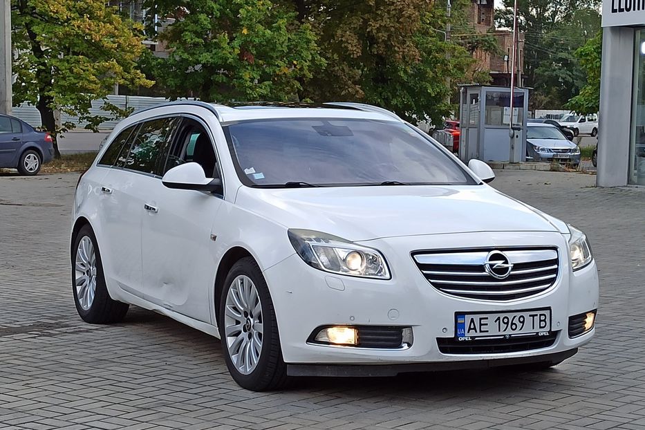 Продам Opel Insignia 2010 года в Днепре