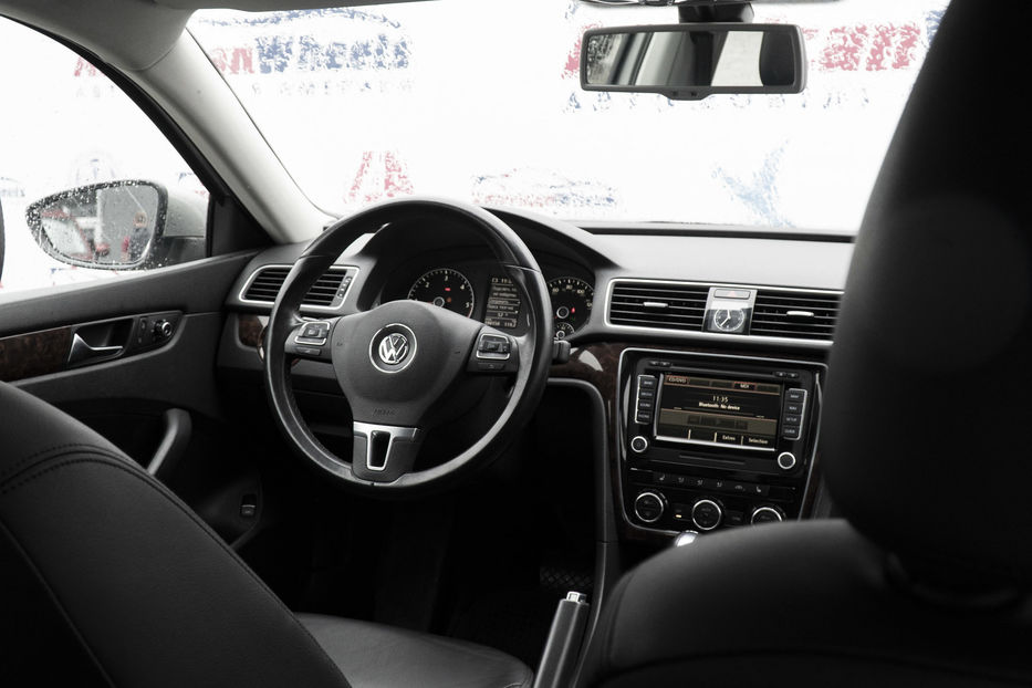 Продам Volkswagen Passat SEL 2011 года в Черновцах