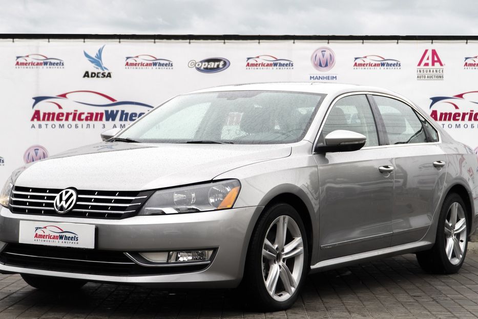 Продам Volkswagen Passat SEL 2011 года в Черновцах