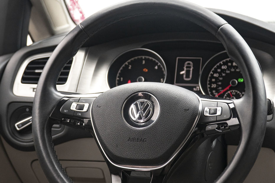 Продам Volkswagen Golf VII Sport Wagon 2015 года в Черновцах