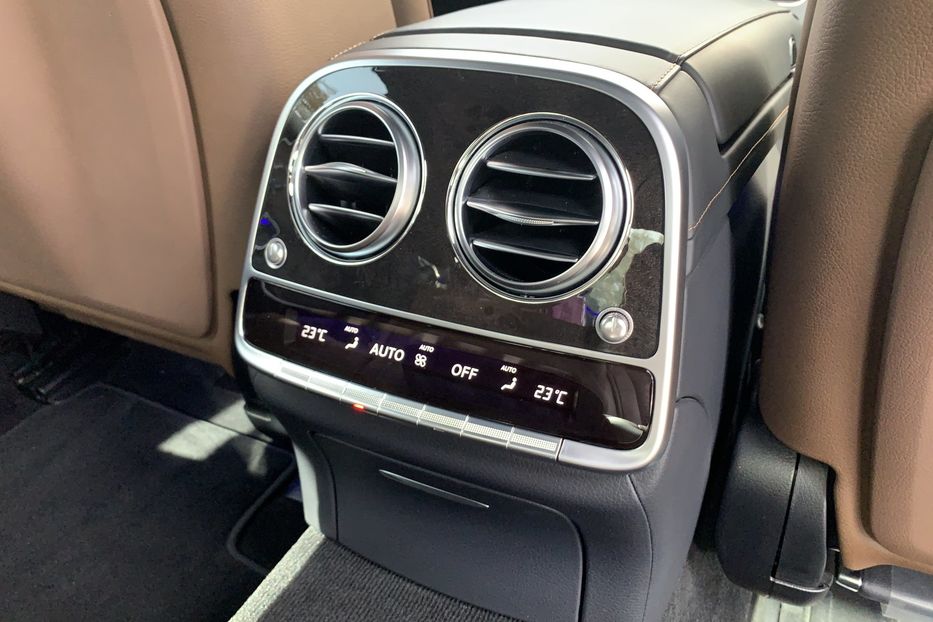 Продам Mercedes-Benz S-Class 400d AMG 4Matic 2019 года в Киеве