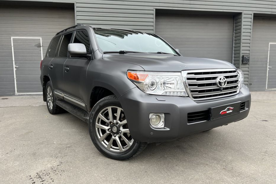 Продам Toyota Land Cruiser 200 2008 года в Киеве