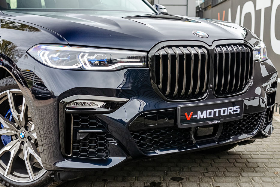 Продам BMW X7 M50d Xdrive 2021 года в Киеве