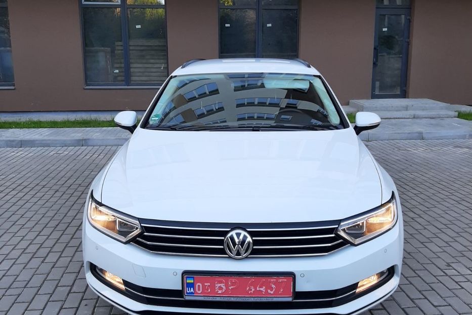 Продам Volkswagen Passat B8 АВТО НЕ МАЛЬОВАНЕ В УКРАЇНІ  2016 года в Львове