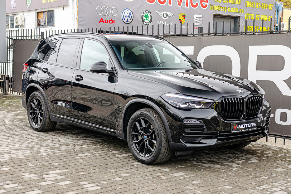 Продам BMW X5 40i Xdrive 2019 года в Киеве