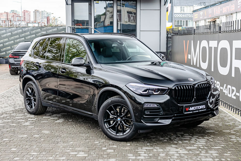 Продам BMW X5 40i Xdrive 2019 года в Киеве