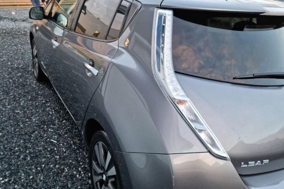 Продам Nissan Leaf BOSE 24KW 2015 года в Житомире