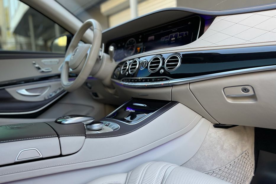 Продам Mercedes-Benz S-Class 63 AMG 2014 года в Киеве