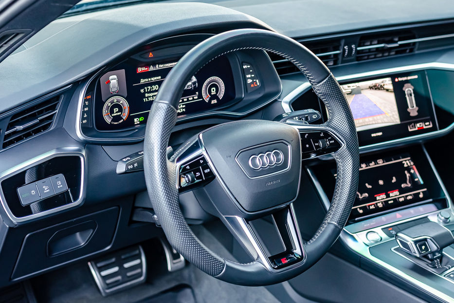 Продам Audi A6 50TDI QUATTRO 2019 года в Киеве