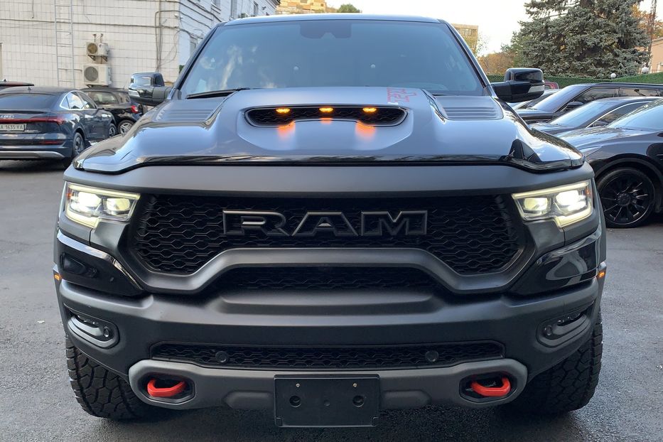 Продам Dodge RAM 1500 TRX 702 л.с. 2021 года в Киеве