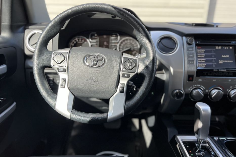Продам Toyota Tundra TRD Off Road  2019 года в Киеве